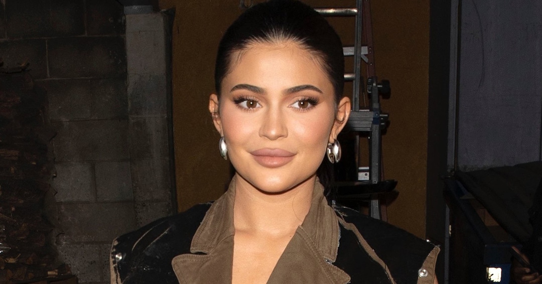 See Kylie Jenner’s Message on Postpartum Hormones After Welcoming Son